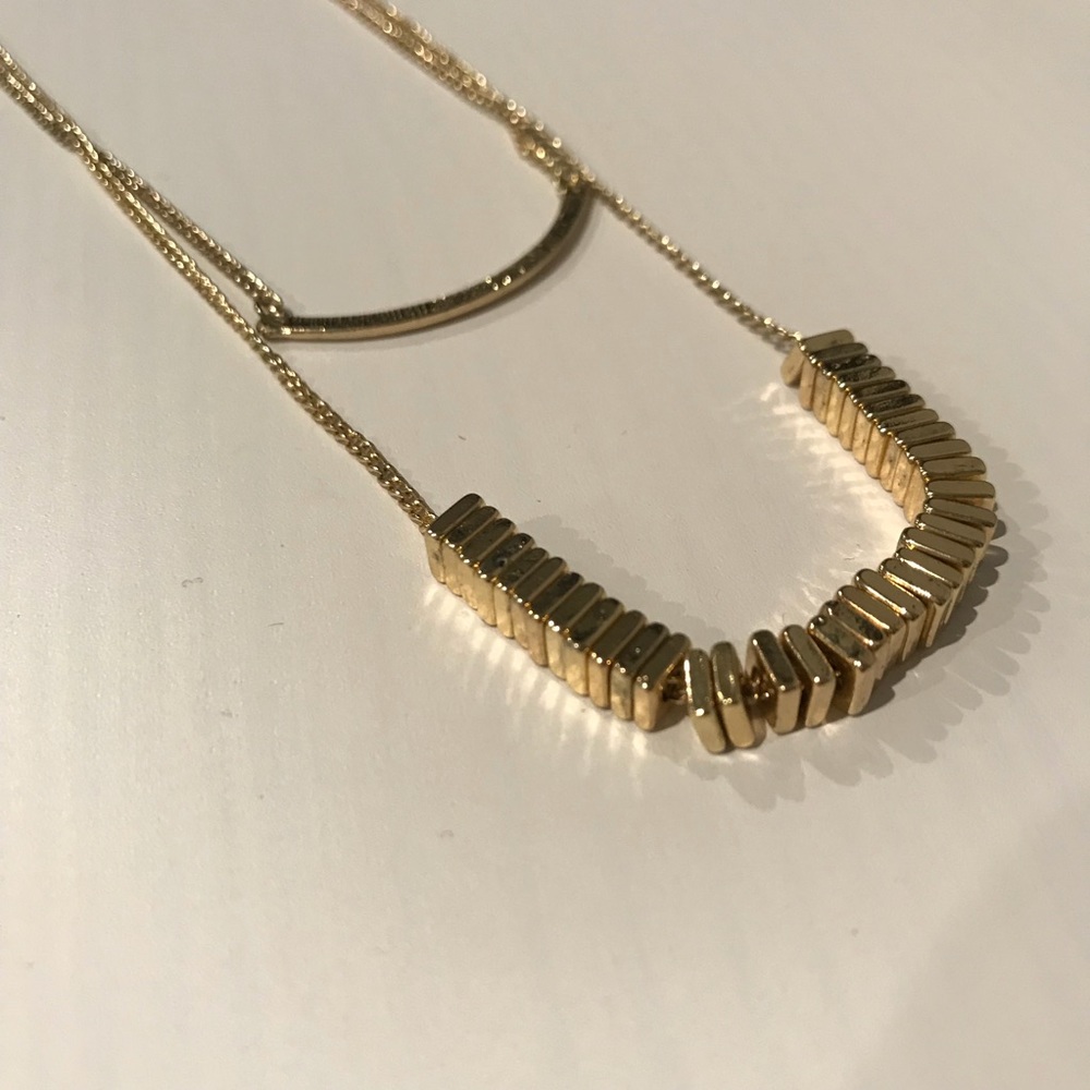 Gold minimalist layered necklace